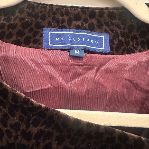 100% Wool Animal Print Sleeveless Vest Front Buttons Fully Lined Soft Sz Med - Picture 6 of 11